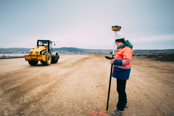 Ingeniería Geomática · Topógrafos Servicios Topográficos y Geomáticos Yecla